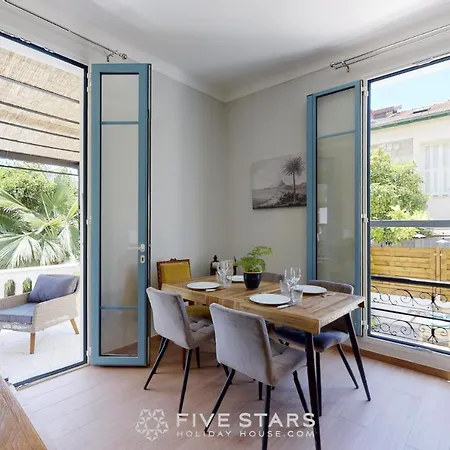 Capriciosa - Five Stars House *