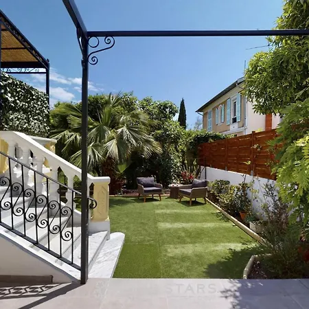 Capriciosa - Five Stars House *